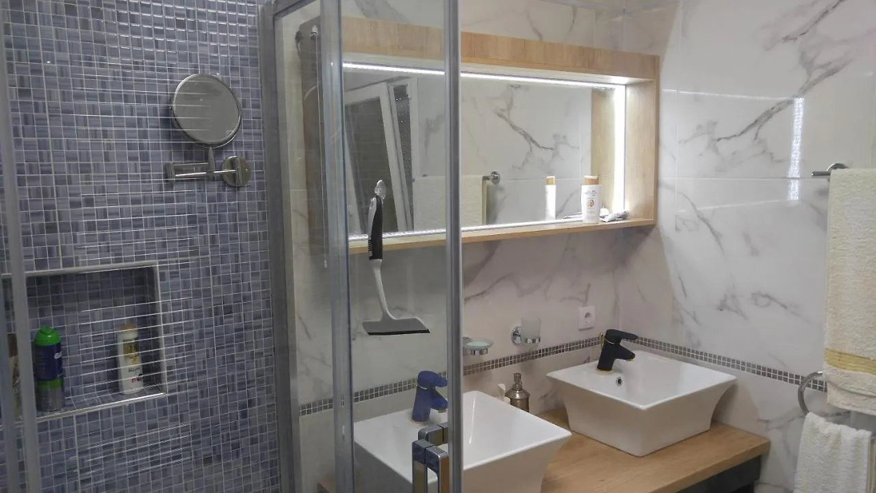 New!90Sqm10Minairport2Bedrooms Salonicco 0*,  Grecia