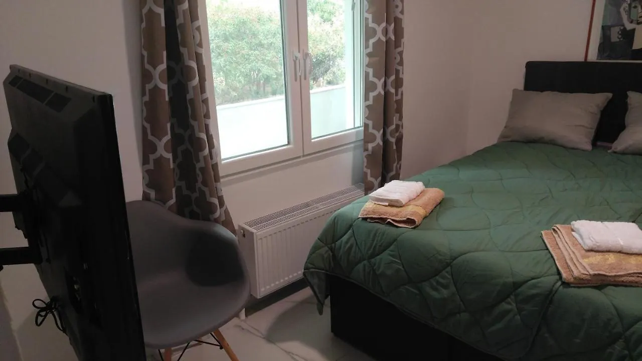 New!90Sqm10Minairport2Bedrooms Tessalónica Apartamento