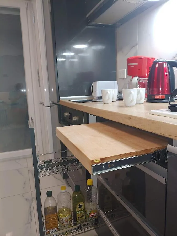 Apartamento New!90Sqm10Minairport2Bedrooms Tessalónica
